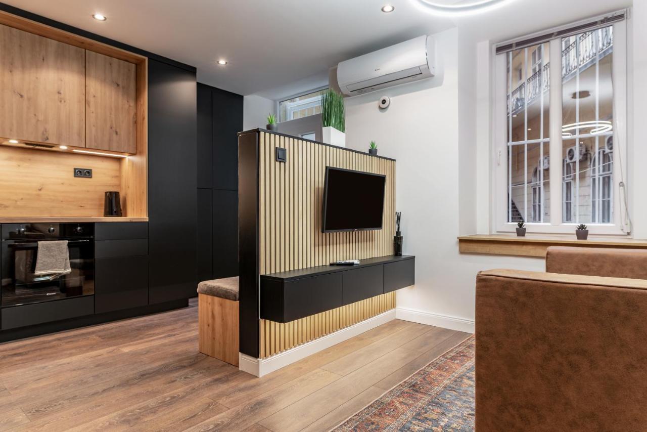 Downtown Luxury By Stlcz With 2 Bathrooms บูดาเปสต์ ภายนอก รูปภาพ